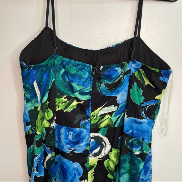NWT Floral Dress - Picture 7 of 7